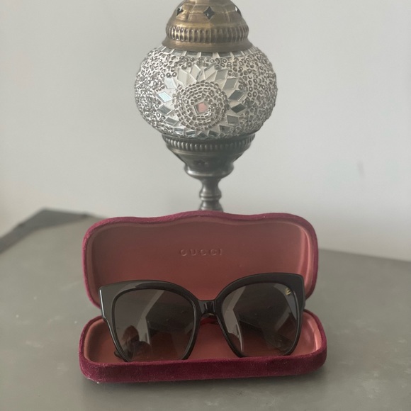 Gucci Sunglasses - Picture 3 of 11